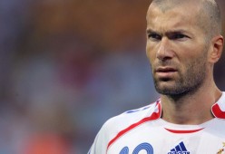 kering.com-“高新区全民健身馆：短柄墙球，不只是一场比赛，而是脑力与体力的双重考验！”